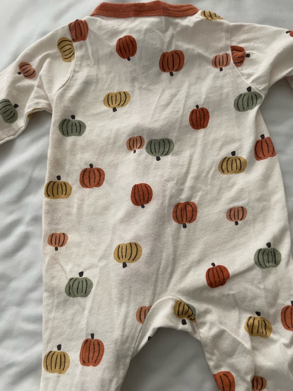 Gerber Newborn Cotton Sleep Footies Zip Pajamas Fall Pumpkins Unisex - Picture 2 of 3